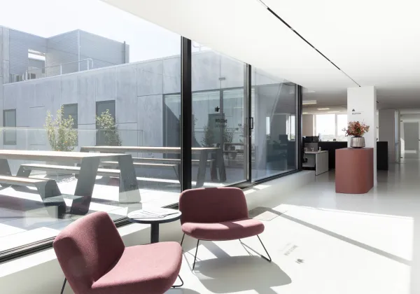 Energy-efficient office spaces